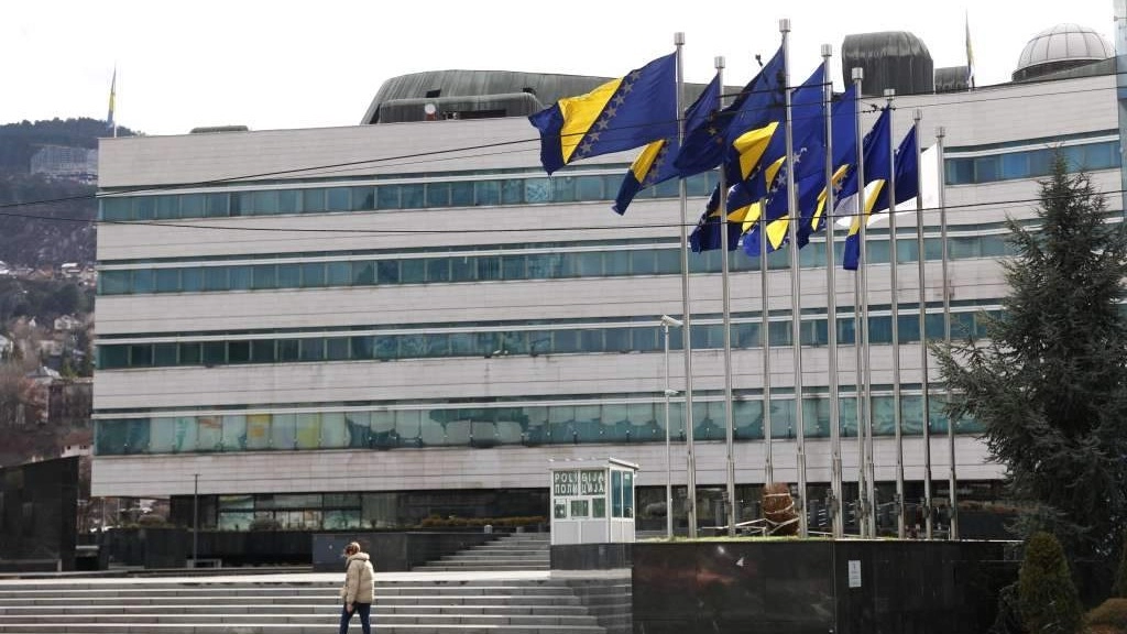 U bh. institucijama neujednačen raspored uposlenika unutar platnog razreda